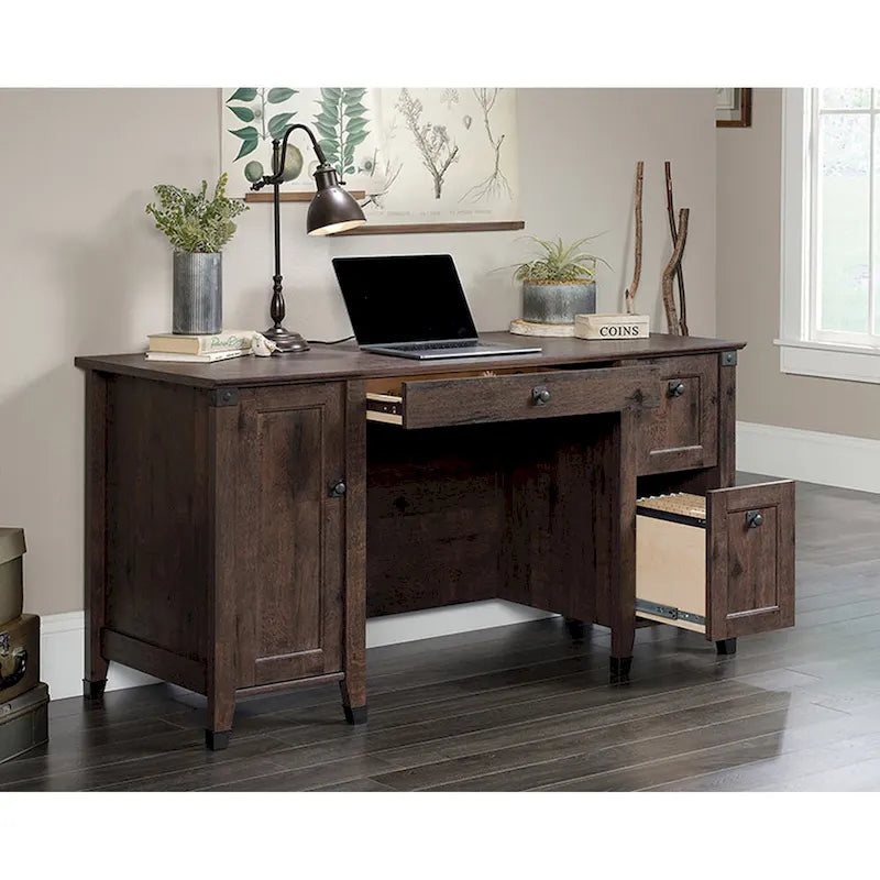 Collection Computer Desk
