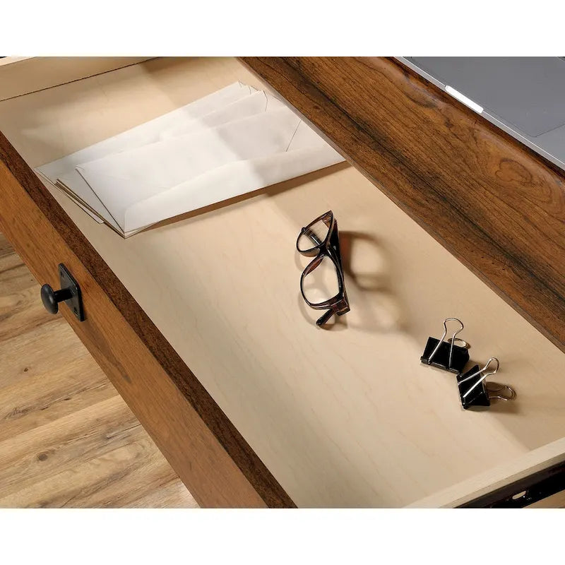 Collection Computer Desk