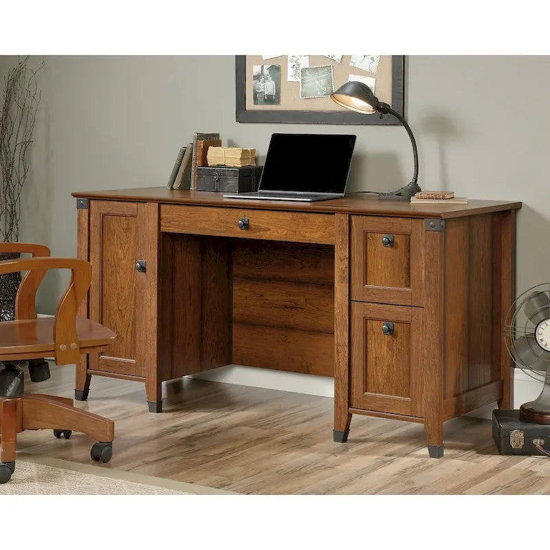 Collection Computer Desk